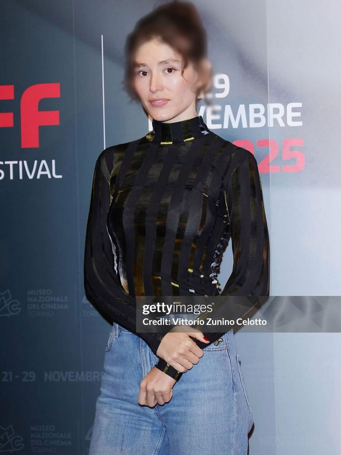 فرشته حسینی